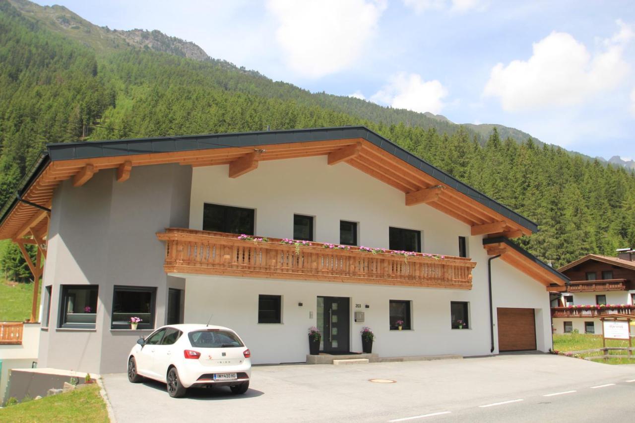 Apart Bergglueck Sankt Leonhard im Pitztal Exterior foto
